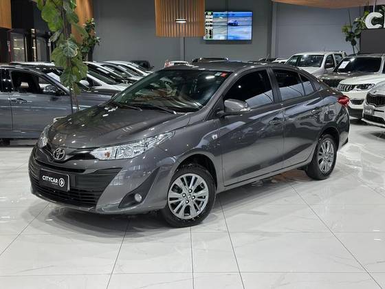 TOYOTA YARIS 1.5 16V FLEX XL PLUS CONNECT MULTIDRIVE TOYOTA YARIS 1.5 16V FLEX XL PLUS CONNECT MULTIDRIVE